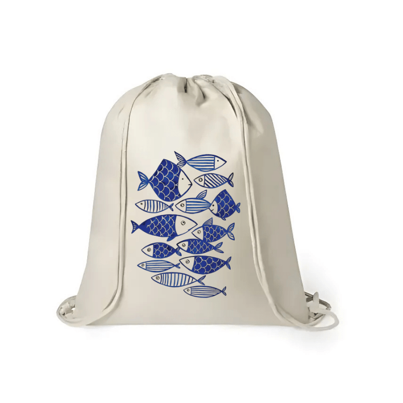 Mochila de yute con ilustración de cardumen de peces azules sobre fondo natural